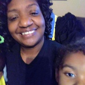 Meet your Posher, Edith